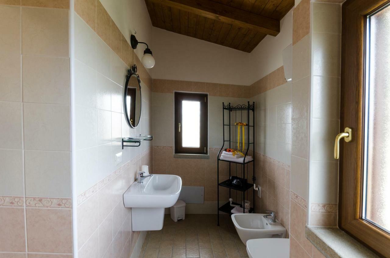Al Casale Dei Nonni Laureana Cilento Exterior foto
